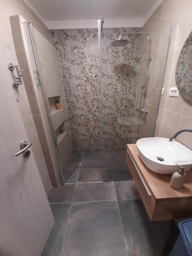 Qr Apartment For Family, Couples, And Friends Stay In Fiume Kültér fotó